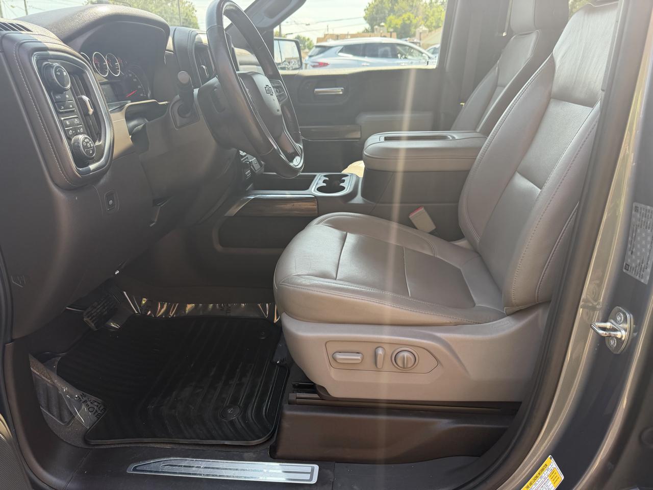 Chevrolet Silverado 1500 4WD Crew Cab 147" RST 2019
