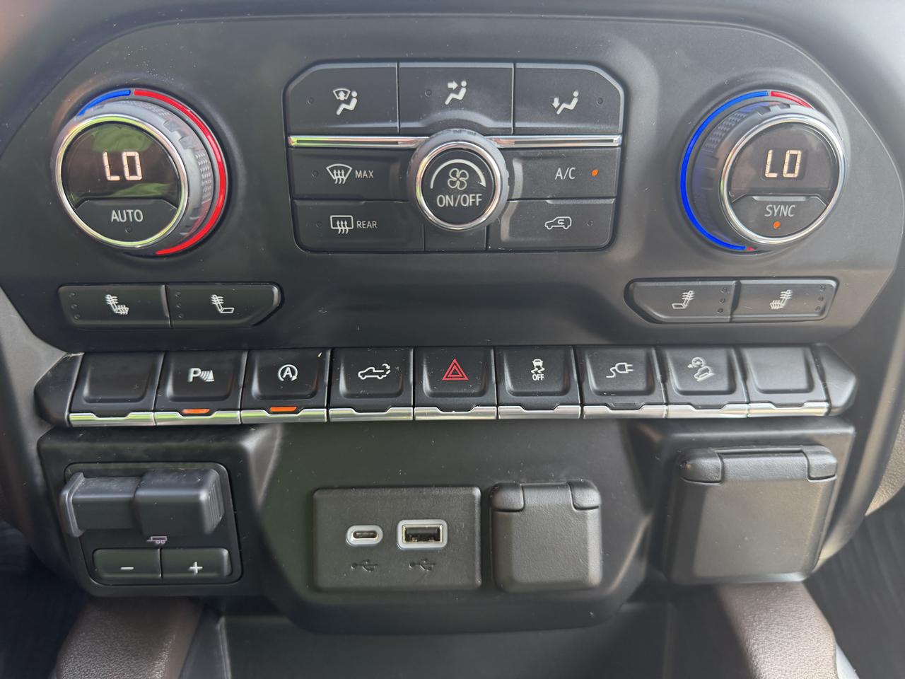 Chevrolet Silverado 1500 4WD Crew Cab 147" RST 2019