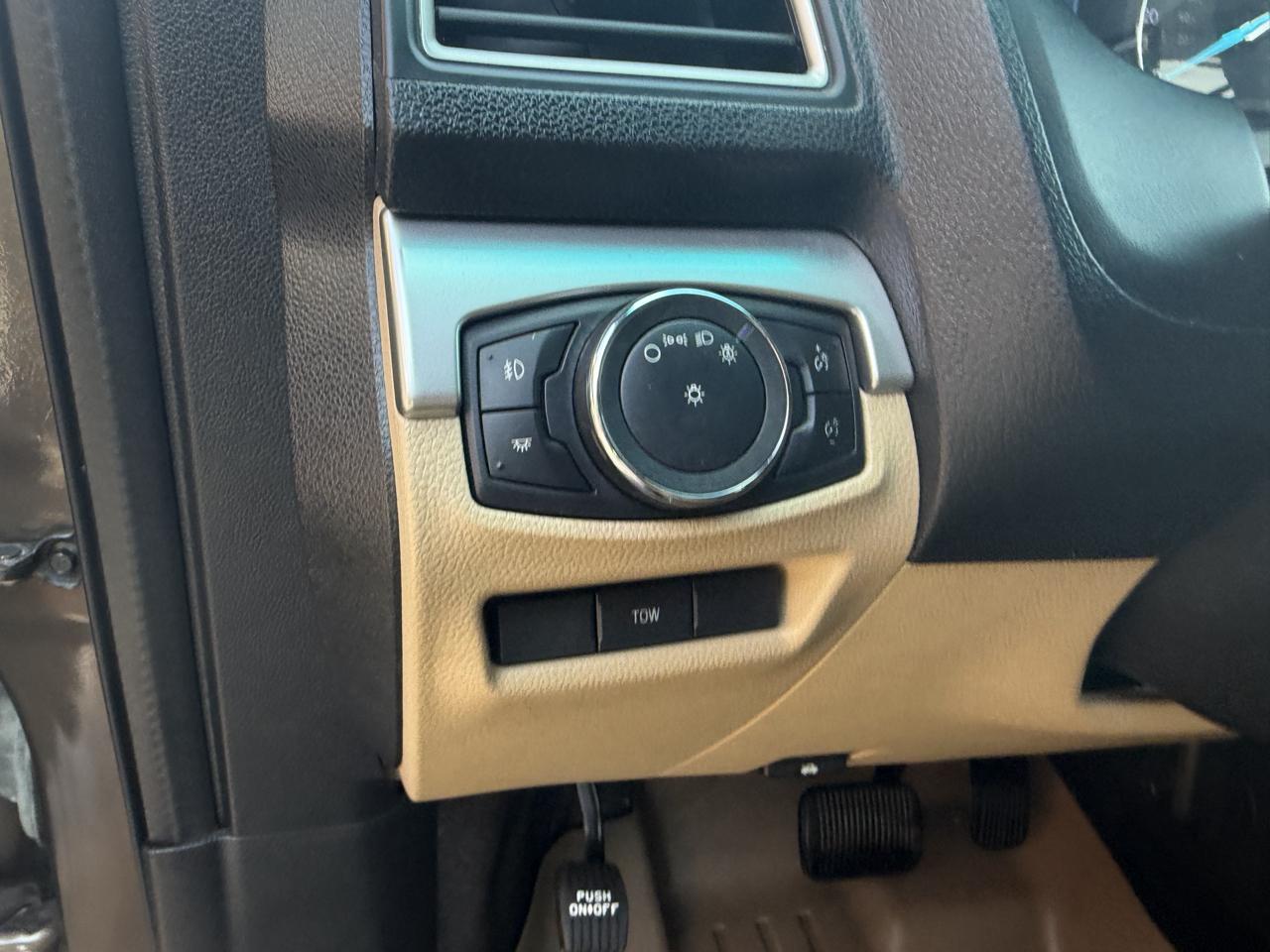 Ford Explorer FWD 4dr XLT 2016