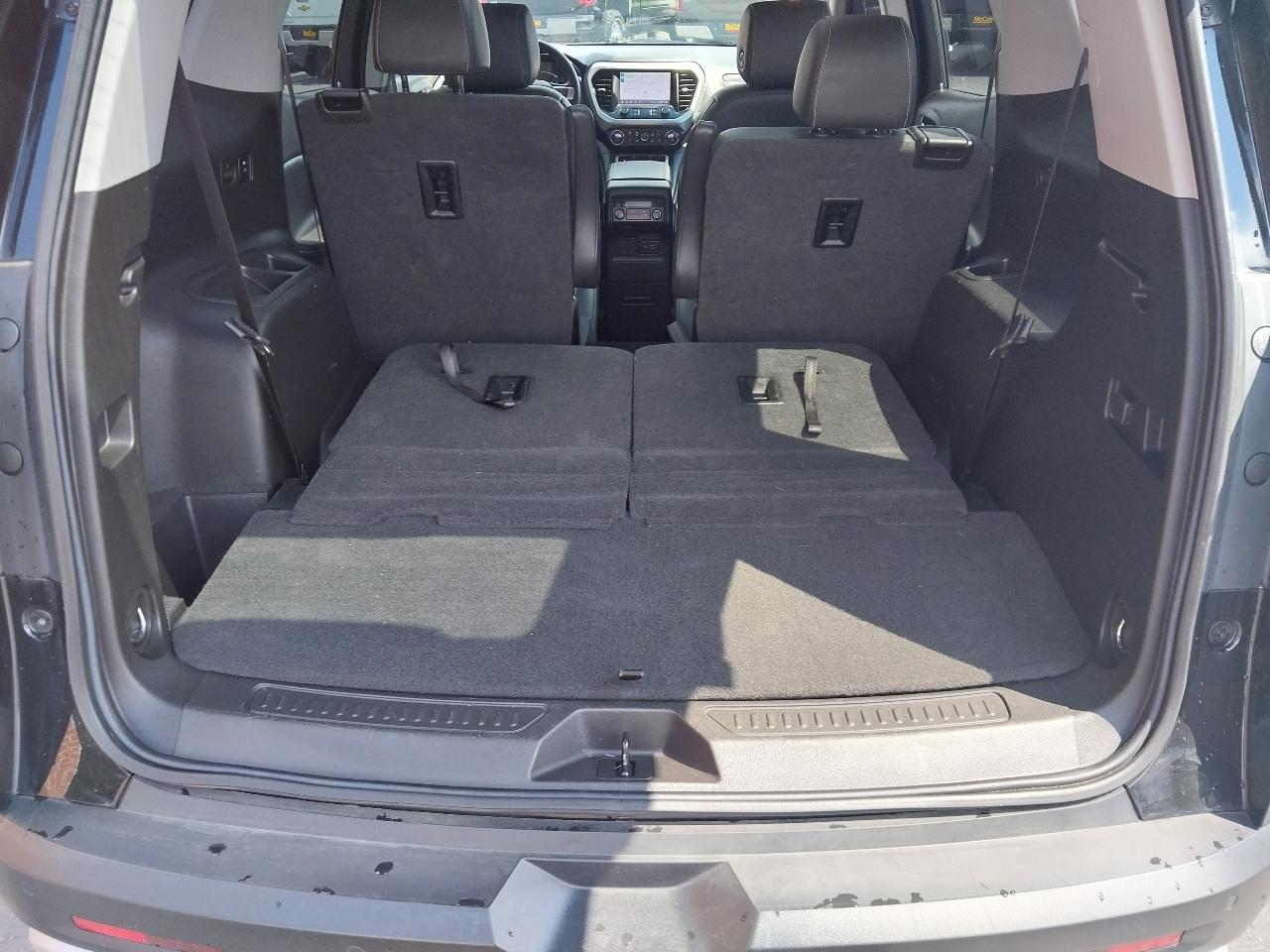 GMC Acadia FWD 4dr SLT 2023