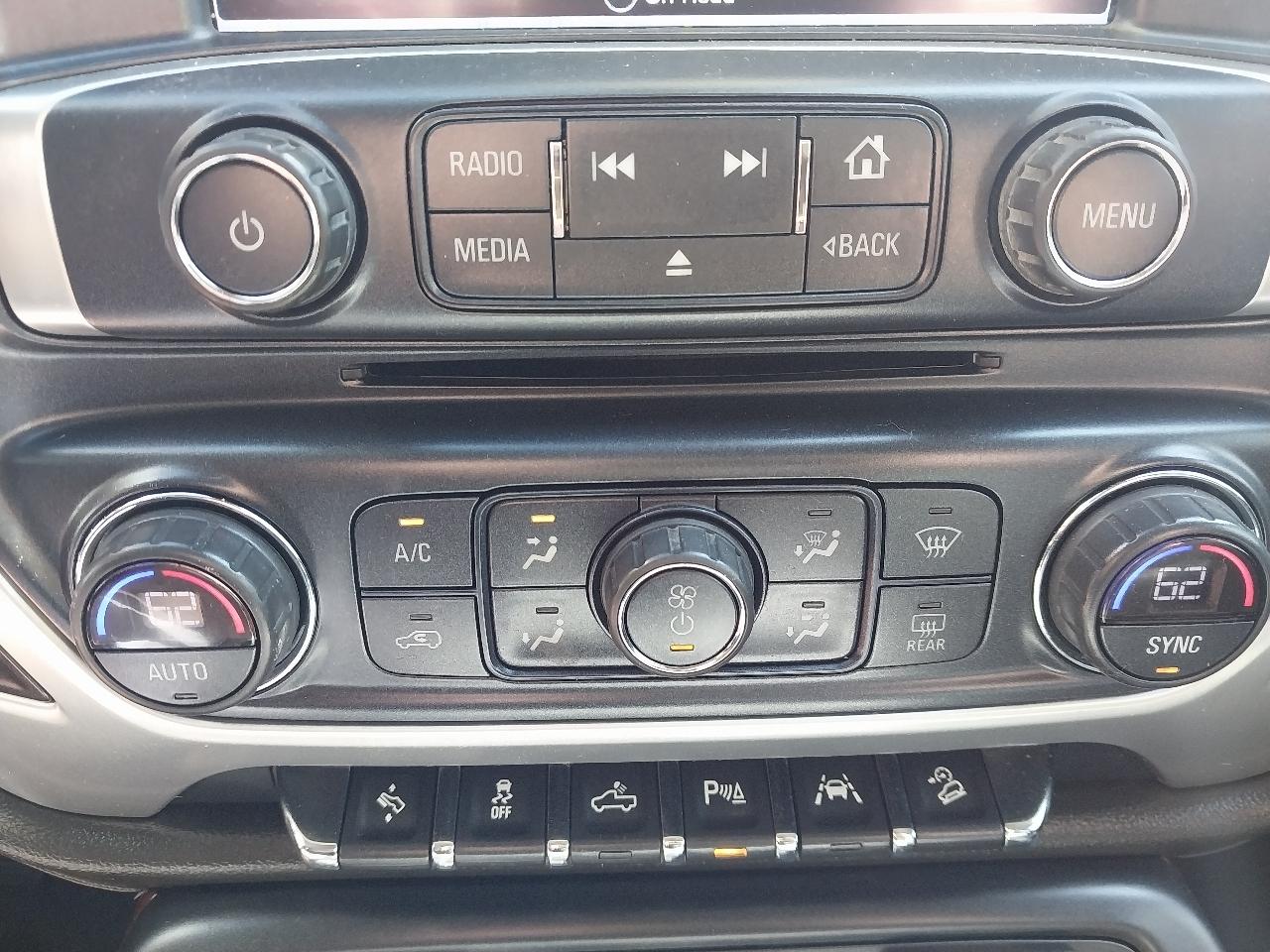 GMC Sierra 1500 4WD Crew Cab 143.5" SLT 2018
