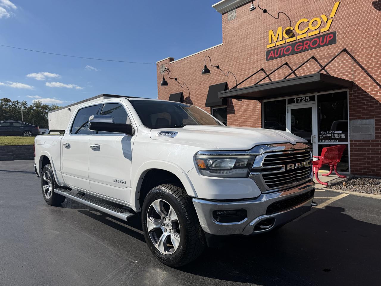 RAM 1500 Laramie 4x4 Crew Cab 5'7" Box 2019