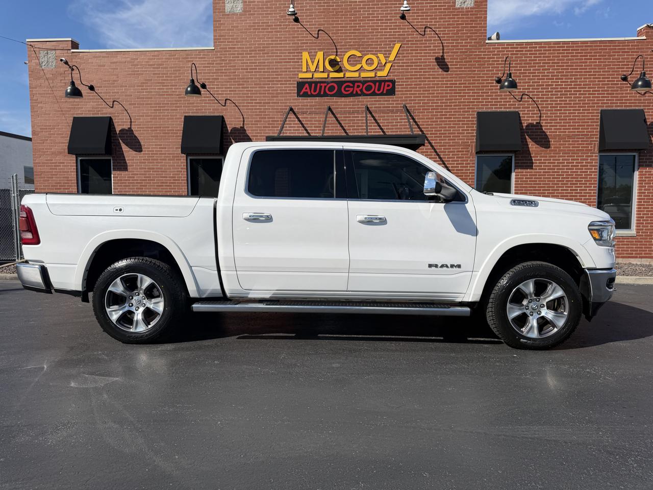 RAM 1500 Laramie 4x4 Crew Cab 5'7" Box 2019