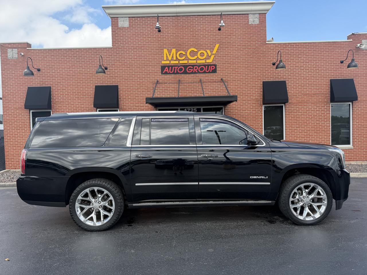 GMC Yukon XL 4WD 4dr Denali 2016
