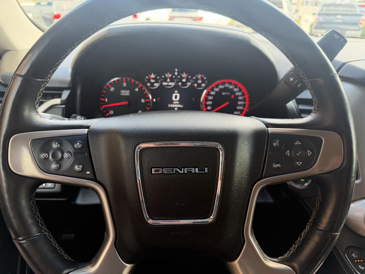 GMC Yukon XL 4WD 4dr Denali 2016