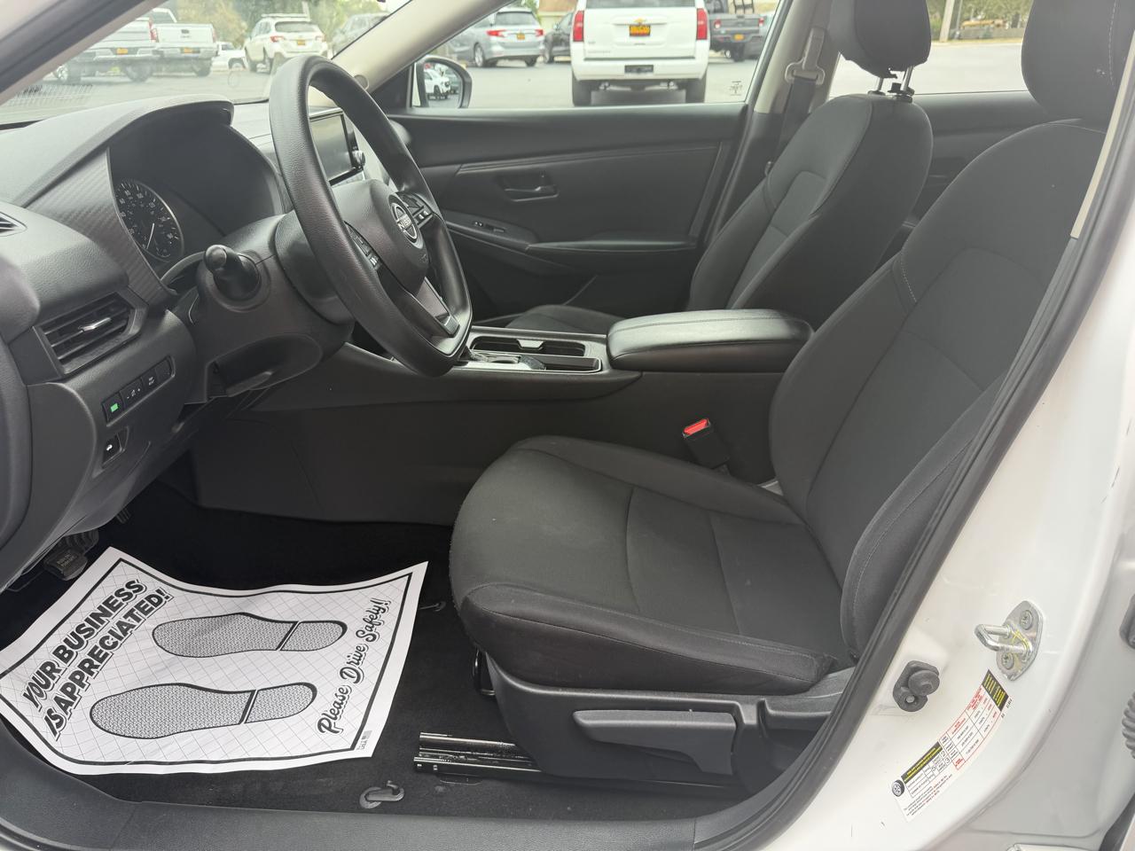 Nissan Sentra S CVT 2024