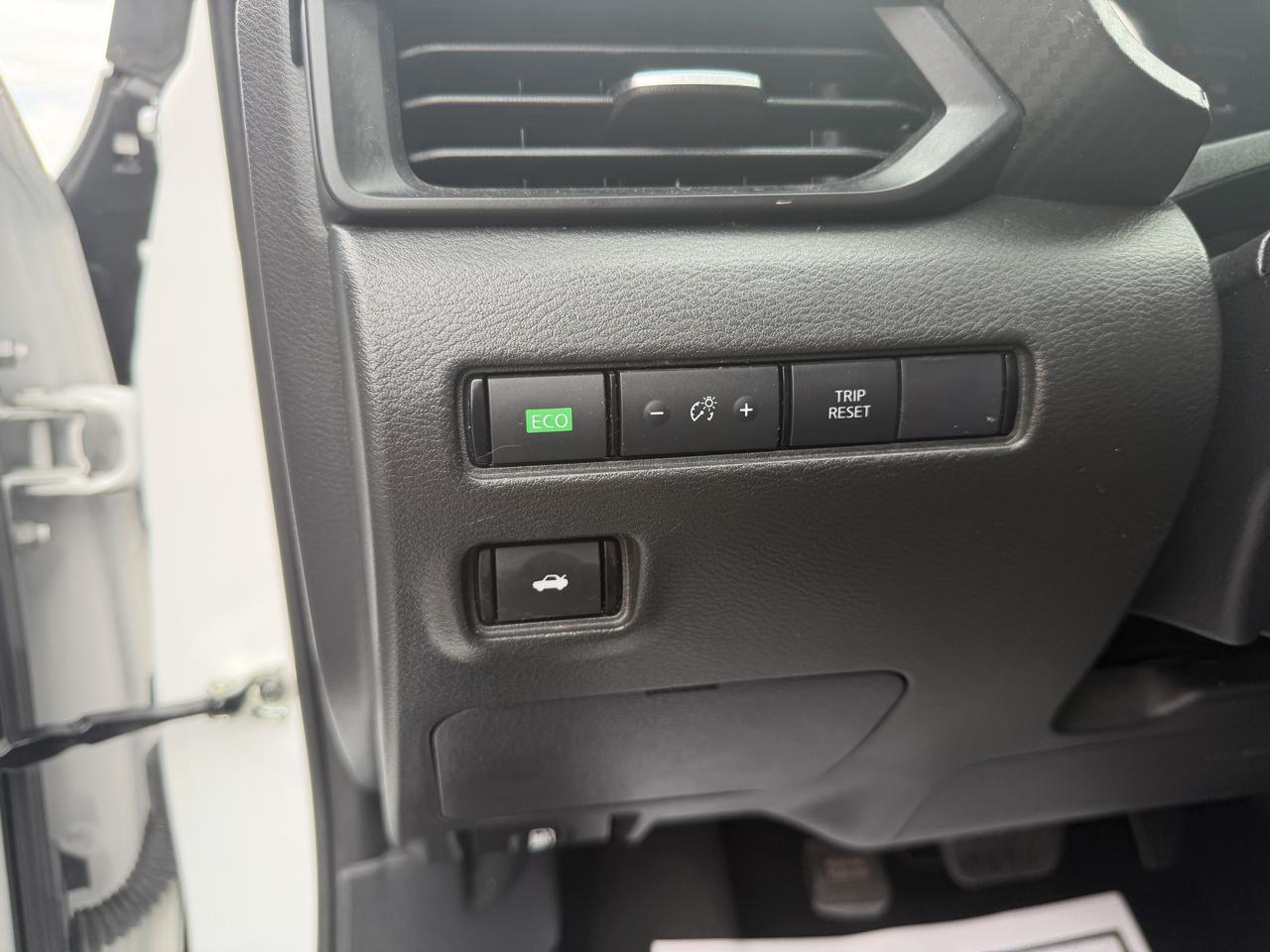 Nissan Sentra S CVT 2024