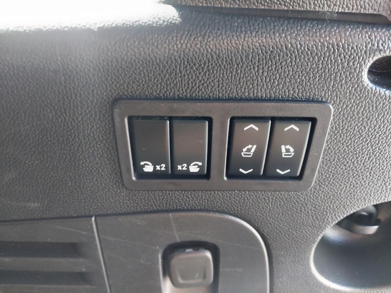 GMC Yukon XL 4WD 4dr SLT 2020