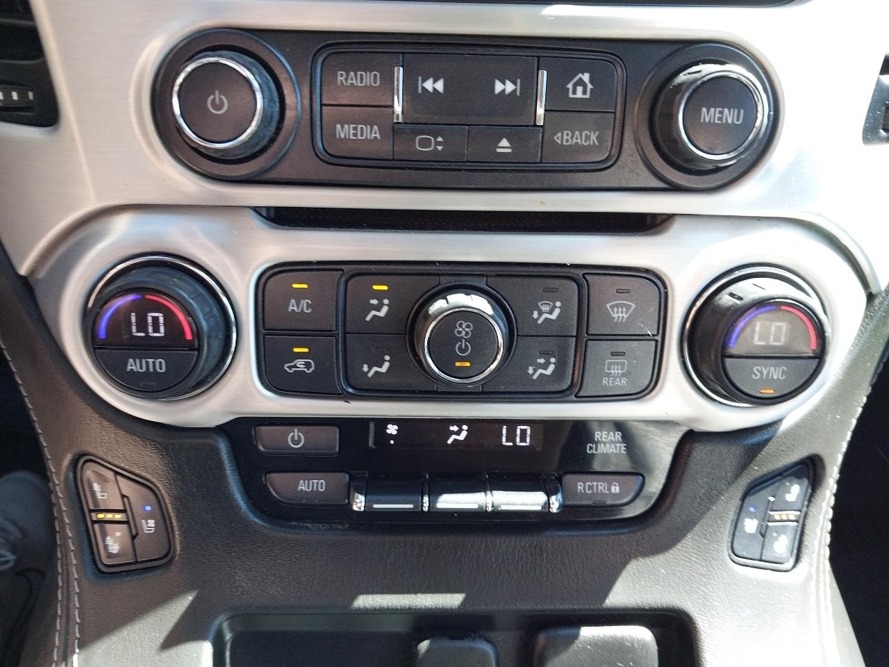 GMC Yukon XL 4WD 4dr SLT 2020