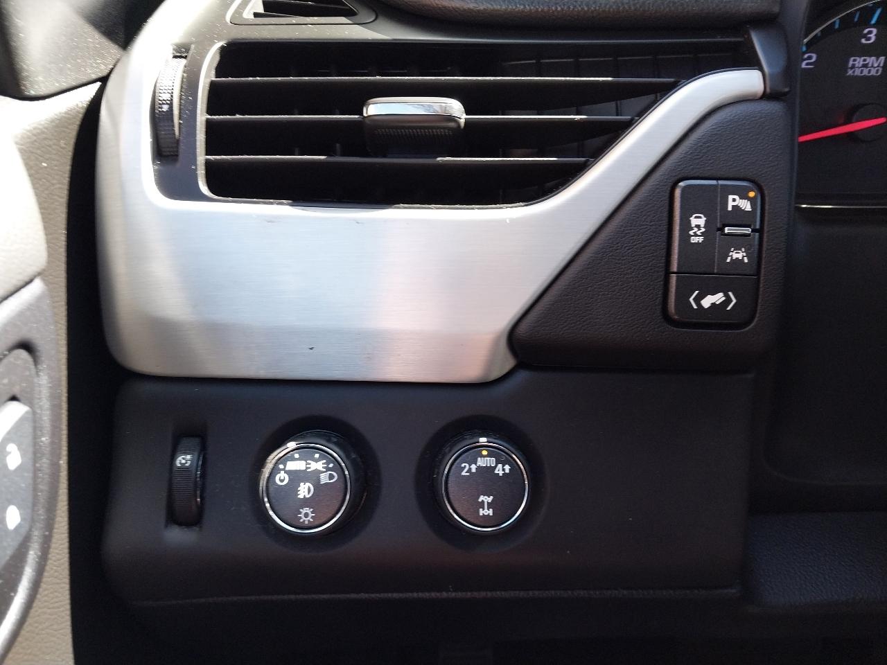 GMC Yukon XL 4WD 4dr SLT 2020