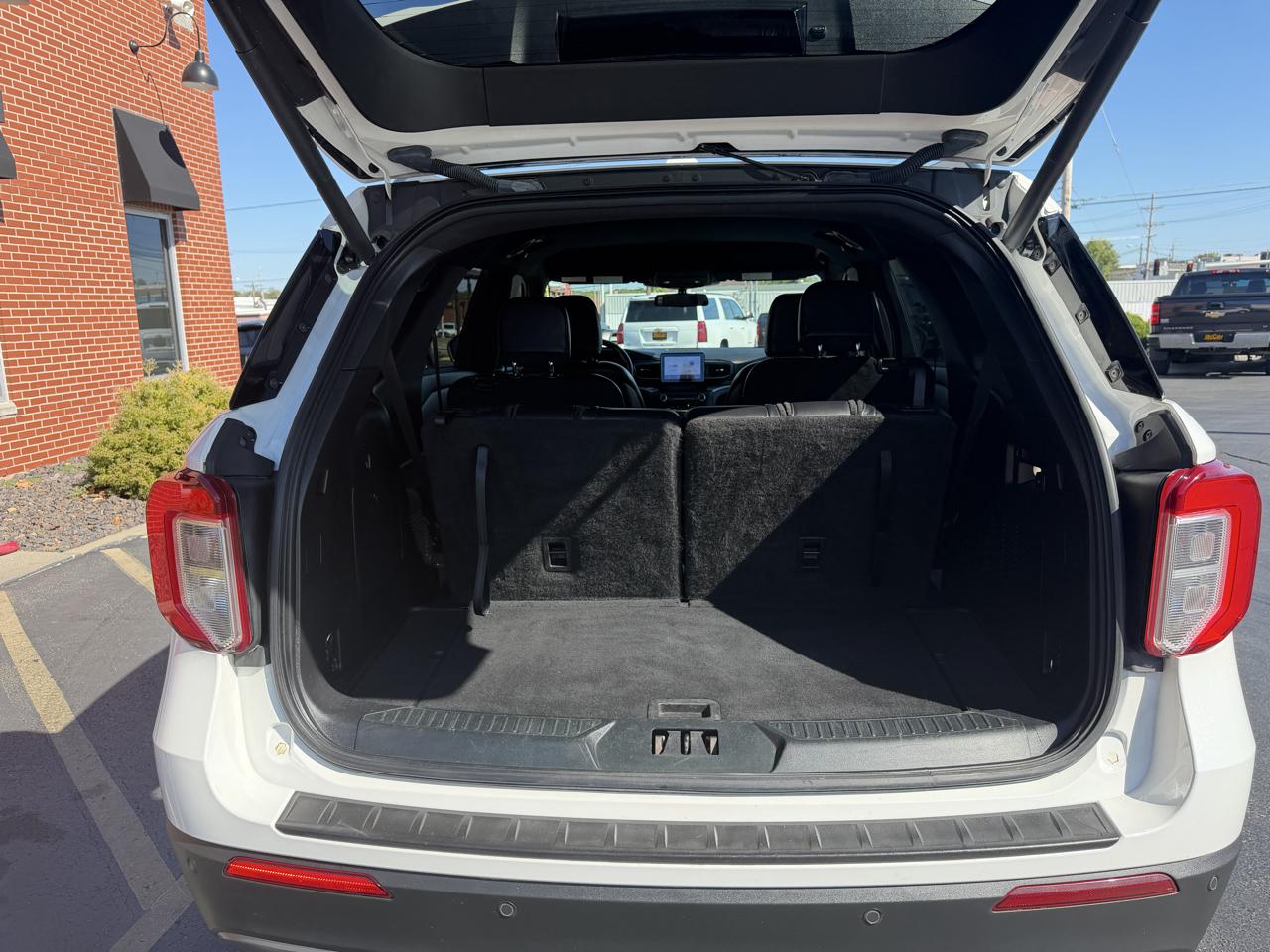 Ford Explorer XLT 4WD 2020