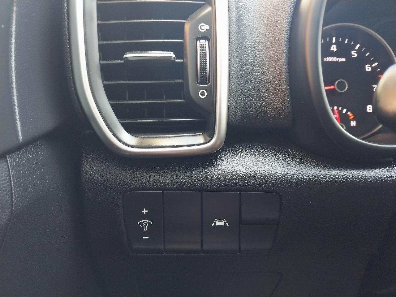 Kia Sportage LX FWD 2020