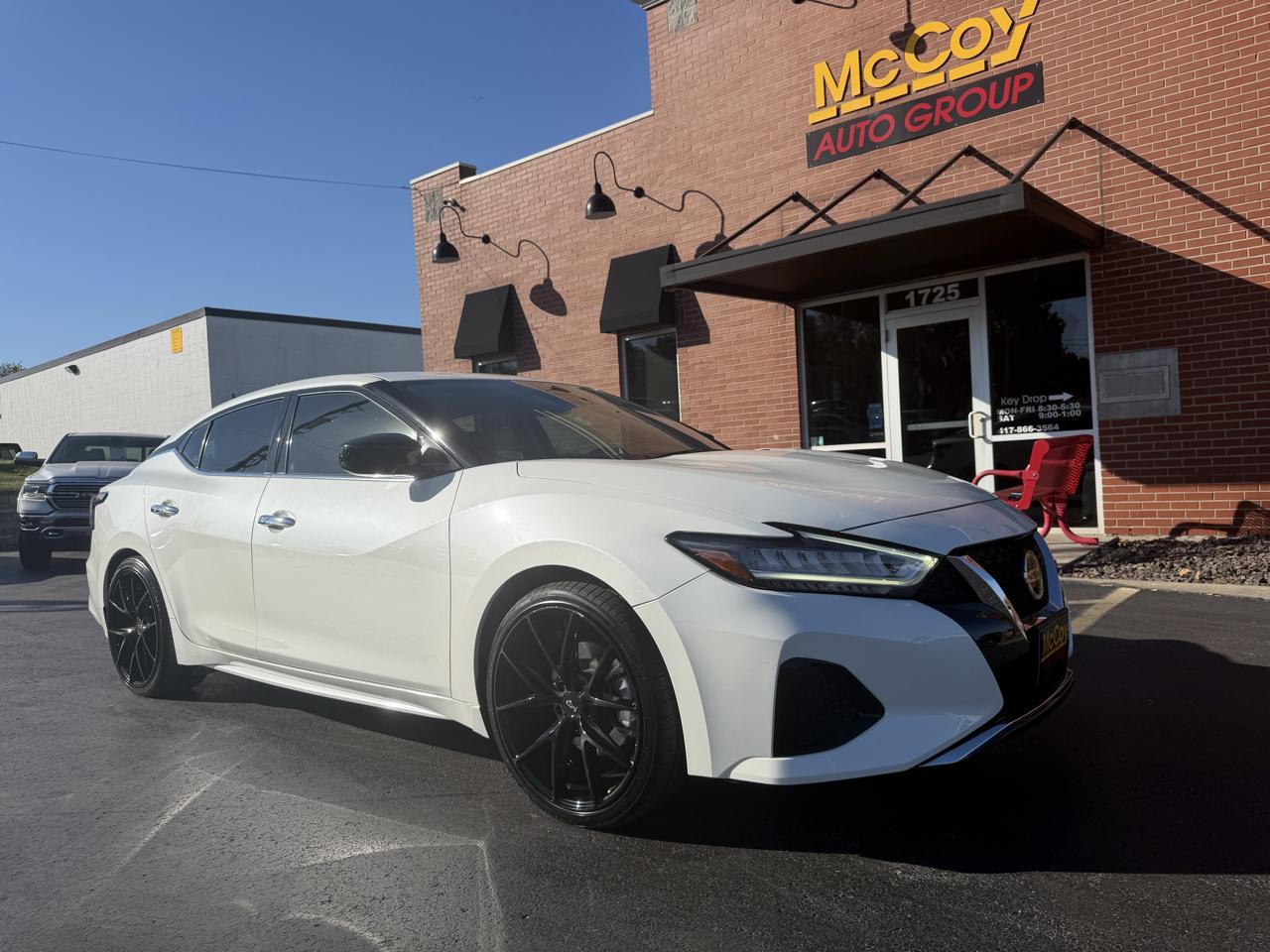 Nissan Maxima S 3.5L 2020