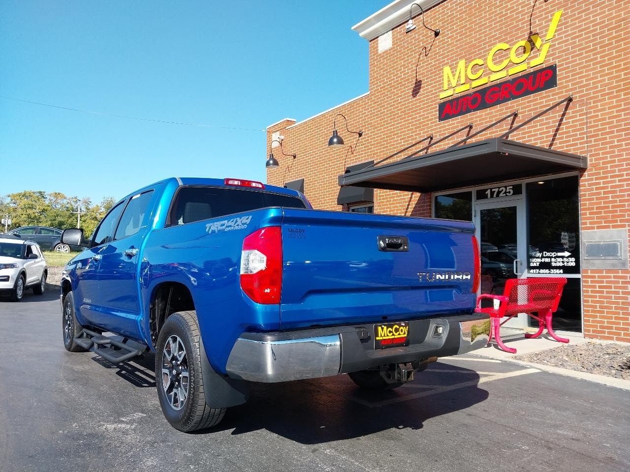 Toyota Tundra 4WD Limited CrewMax 5.5' Bed 5.7L (Natl) 2018
