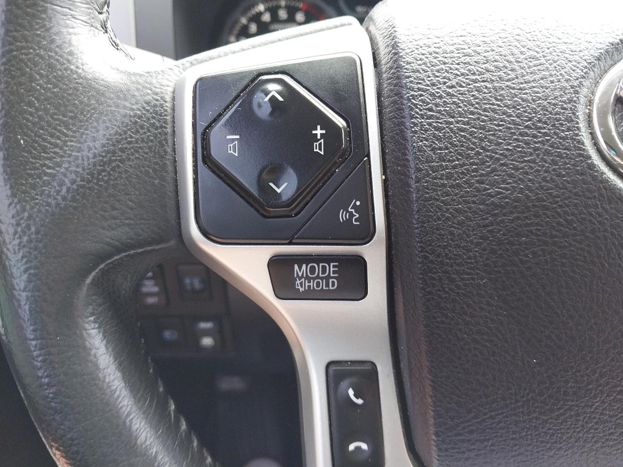 Toyota Tundra 4WD Limited CrewMax 5.5' Bed 5.7L (Natl) 2018