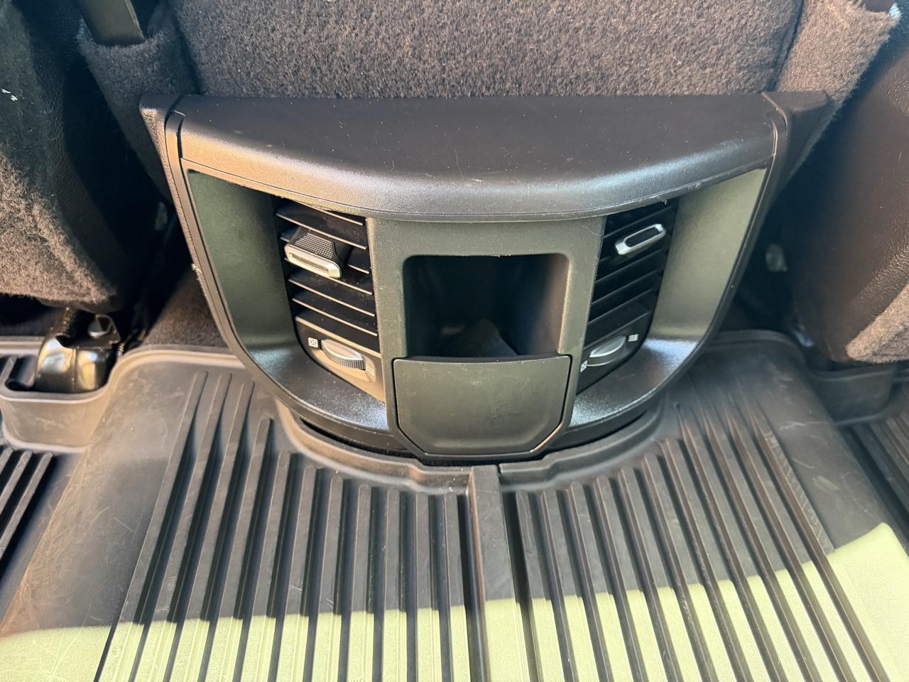 RAM 2500 Tradesman 4x4 Crew Cab 6'4" Box 2022
