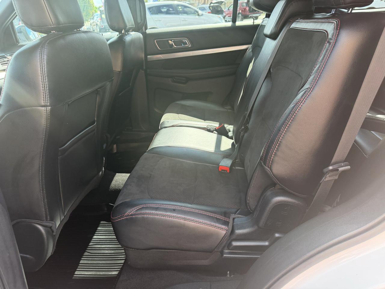 Ford Explorer XLT FWD 2018