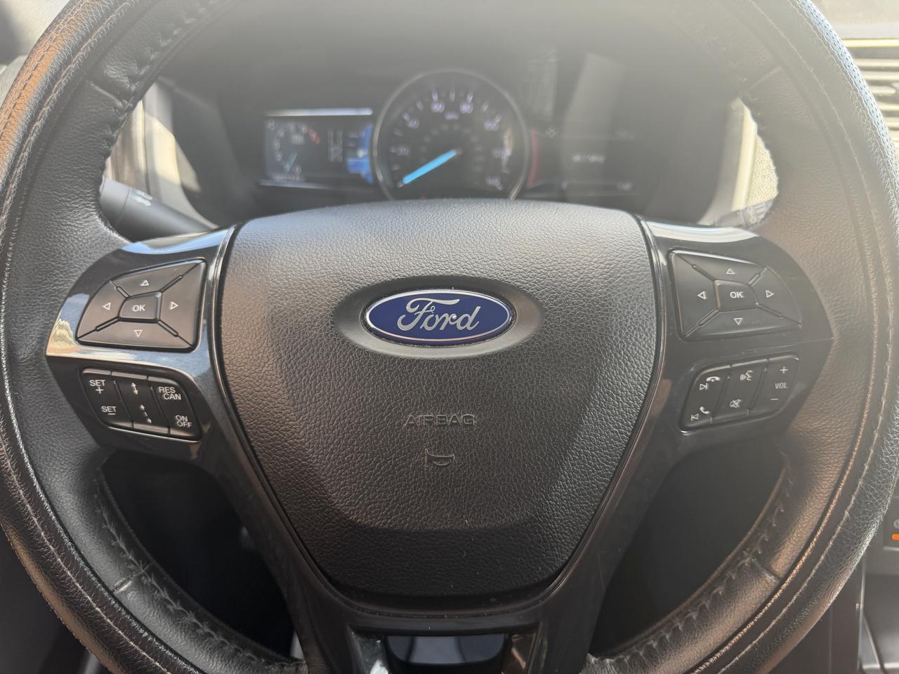 Ford Explorer XLT FWD 2018
