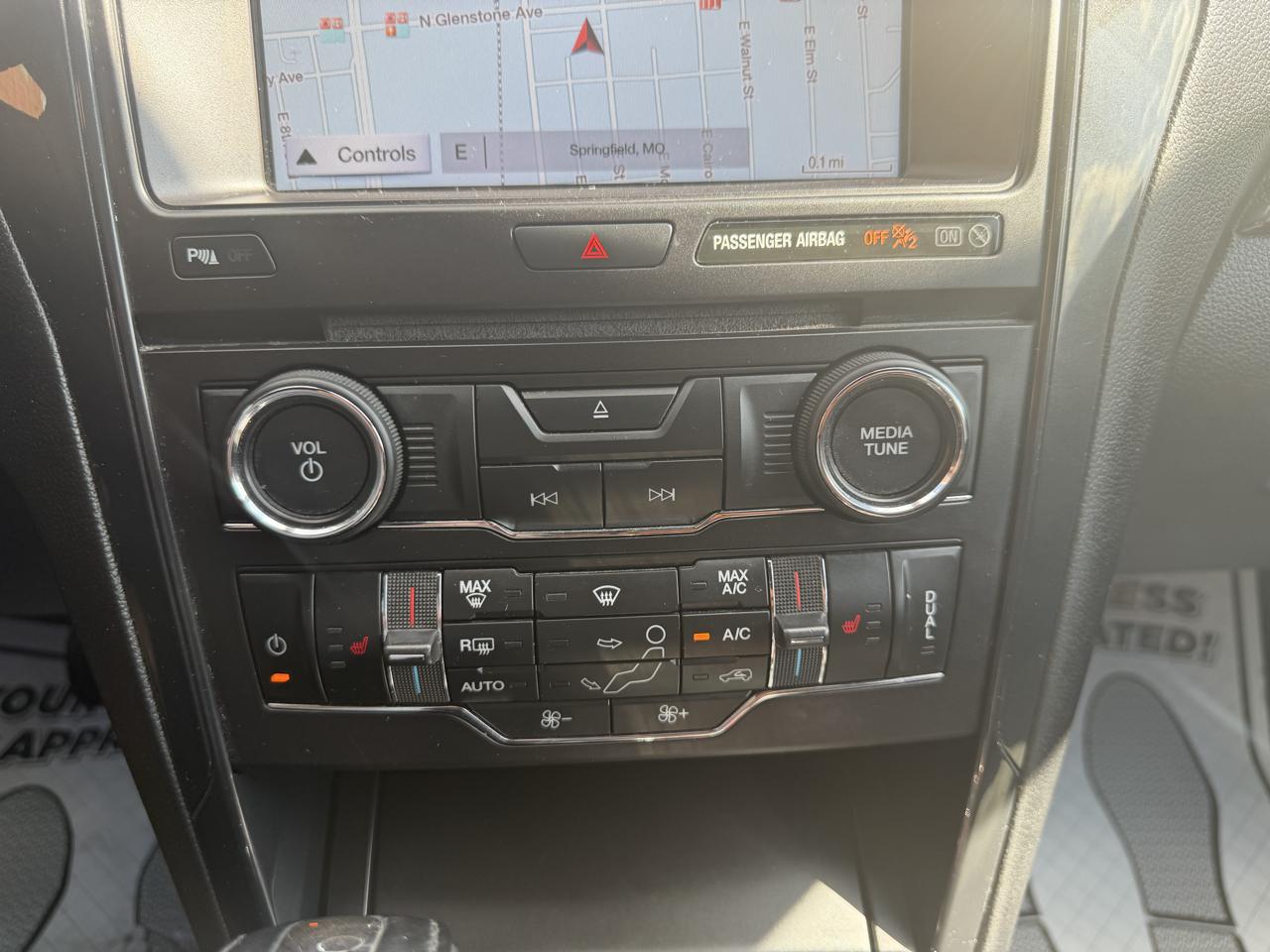 Ford Explorer XLT FWD 2018