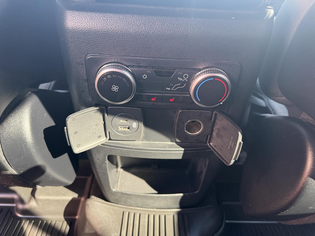 Ford Explorer XLT 4WD 2020