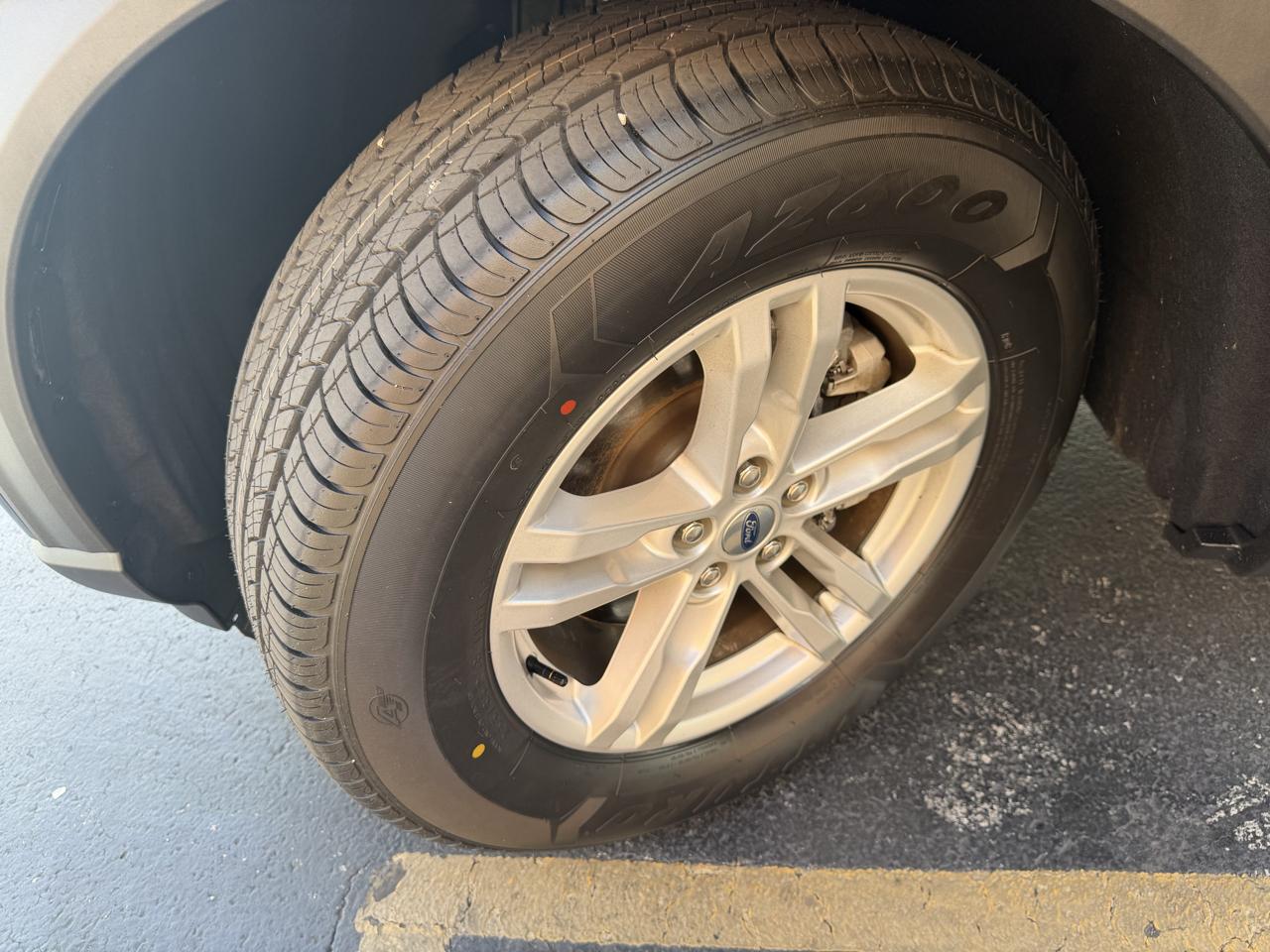 Ford Explorer XLT 4WD 2020