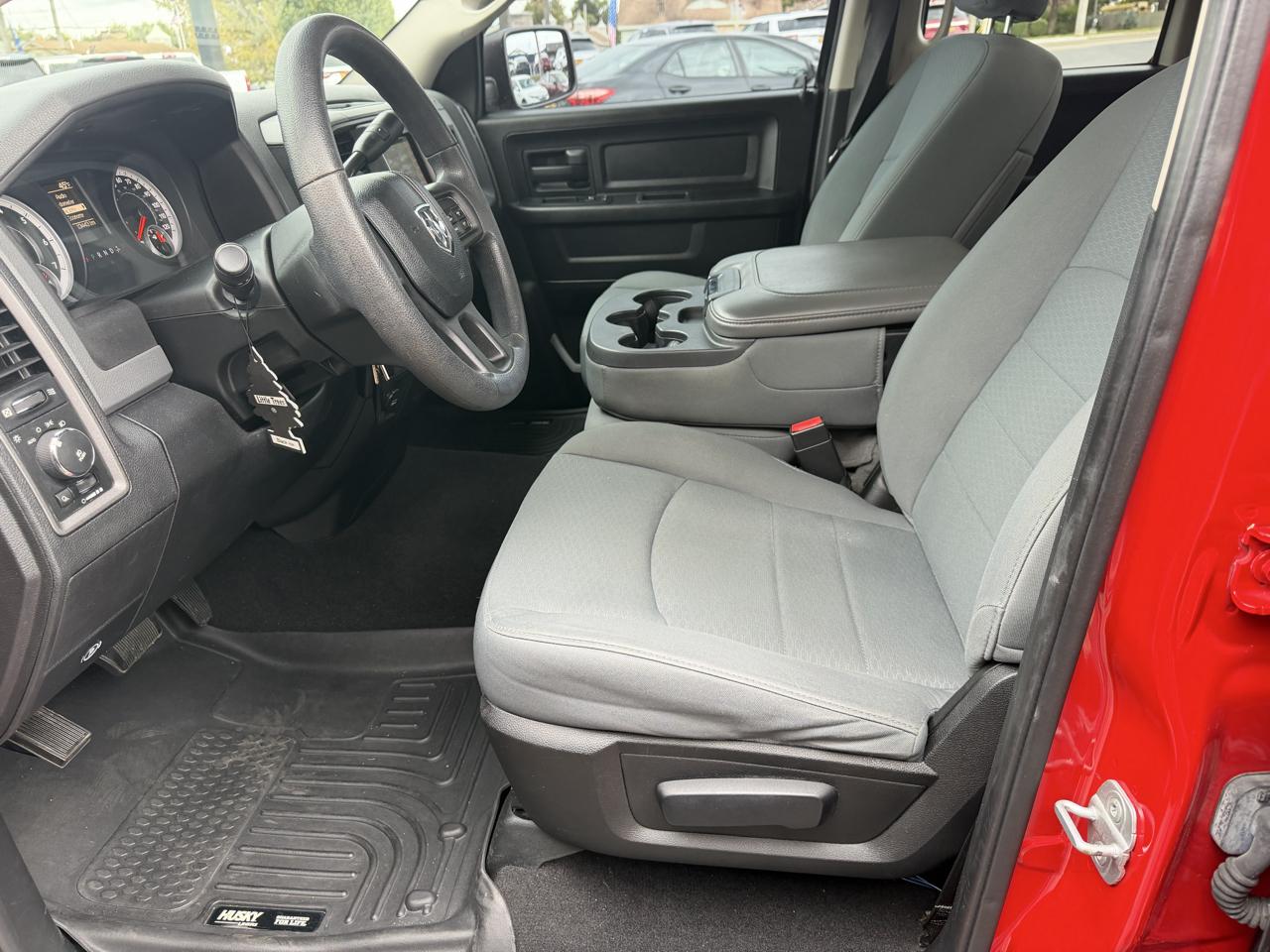 RAM 1500 4WD Quad Cab 140.5" Express 2013