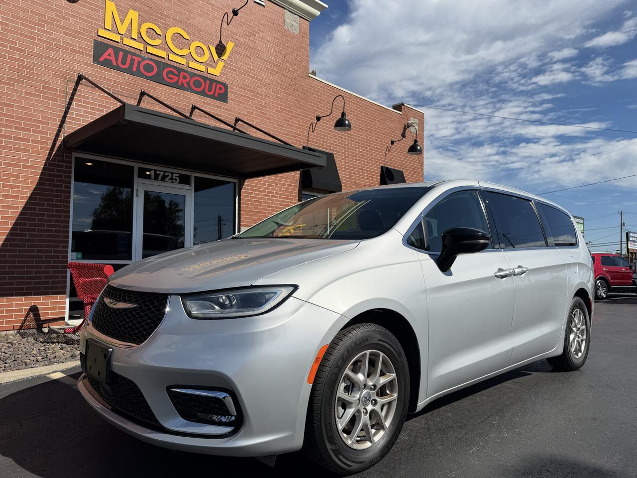 2024 Chrysler Pacifica Touring L FWD