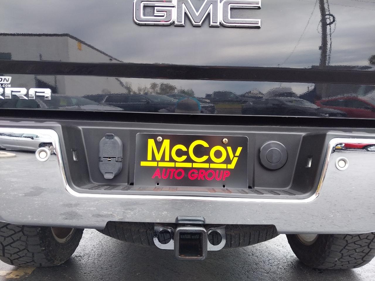GMC Sierra 1500 4WD Crew Cab 143.5" SLT 2015