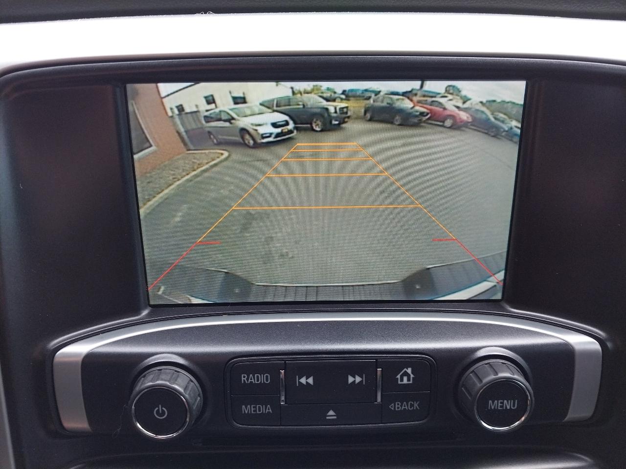 GMC Sierra 1500 4WD Crew Cab 143.5" SLT 2015
