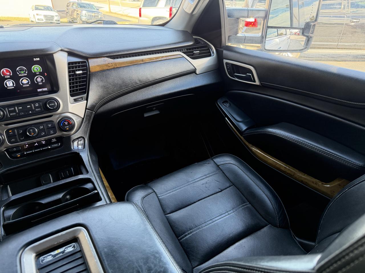 GMC Yukon XL 4WD 4dr Denali 2016