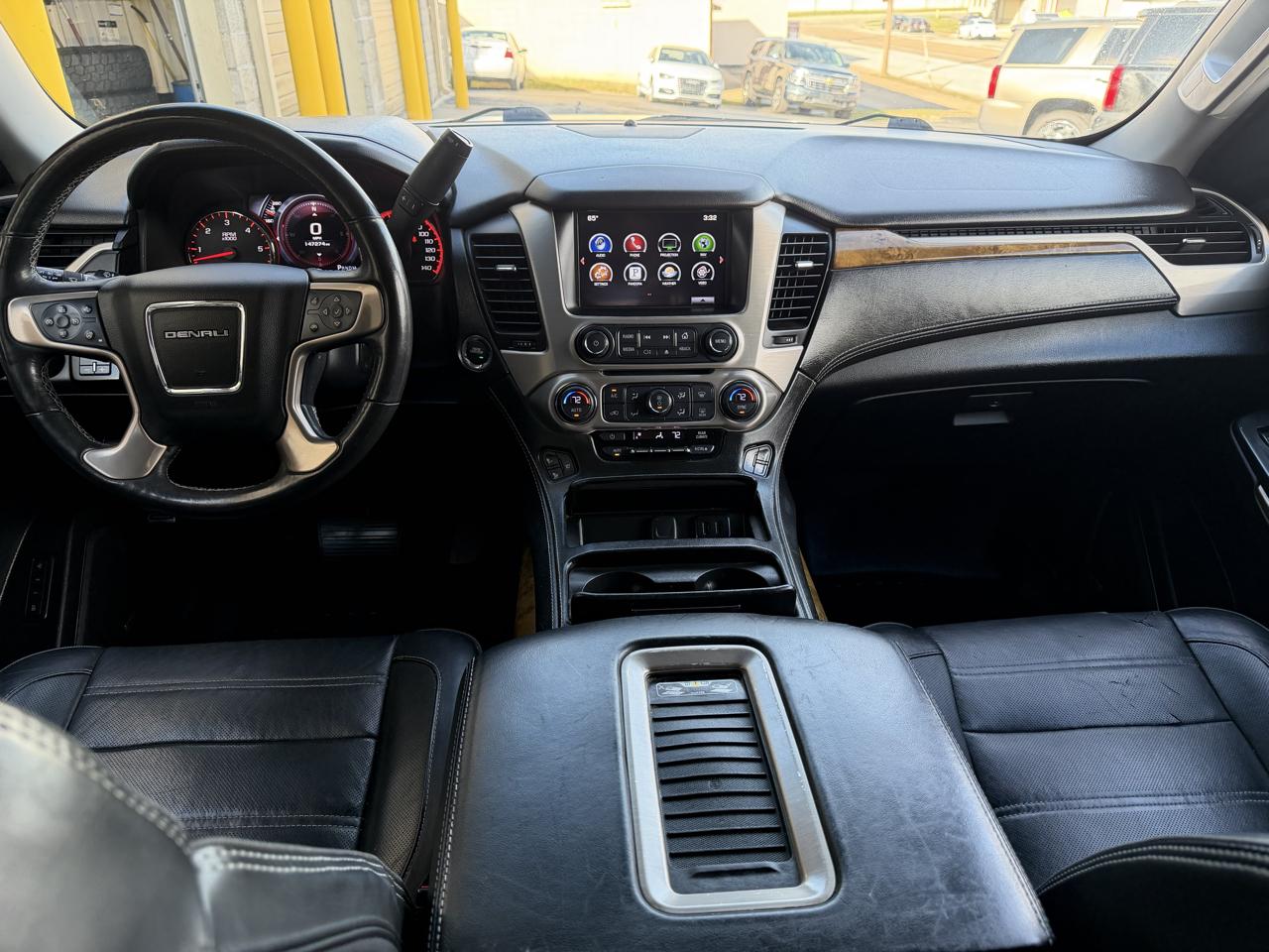 GMC Yukon XL 4WD 4dr Denali 2016