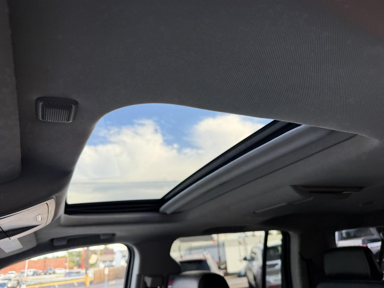GMC Yukon XL 4WD 4dr Denali 2016