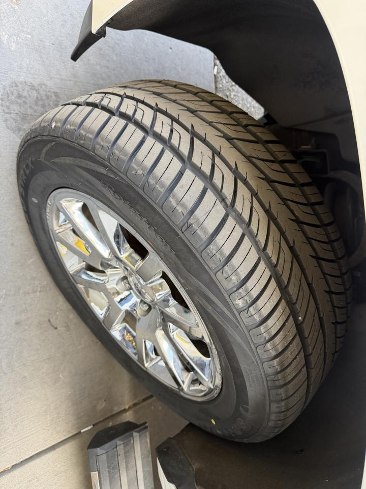 GMC Yukon XL 4WD 4dr Denali 2016