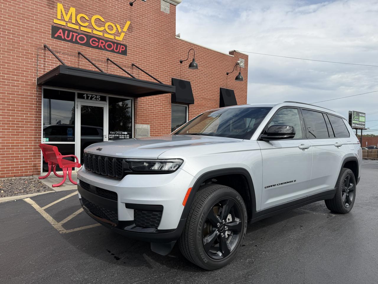 2023 Jeep Grand Cherokee L Altitude 4x4
