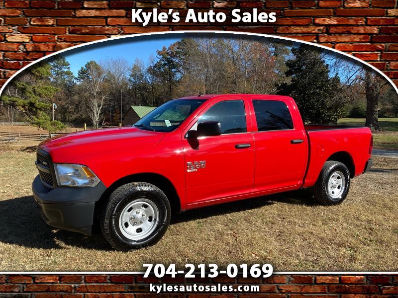 2022 RAM 1500 Classic Tradesman Crew Cab SWB 4WD