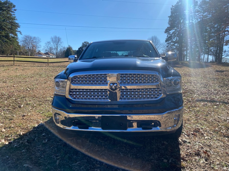 RAM 1500 Laramie Crew Cab SWB 4WD 2017