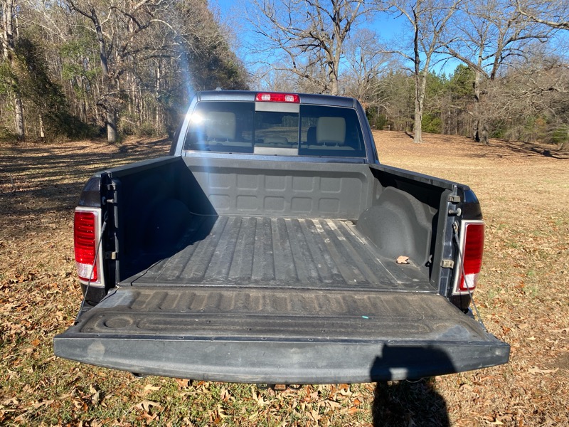 RAM 1500 Laramie Crew Cab SWB 4WD 2017