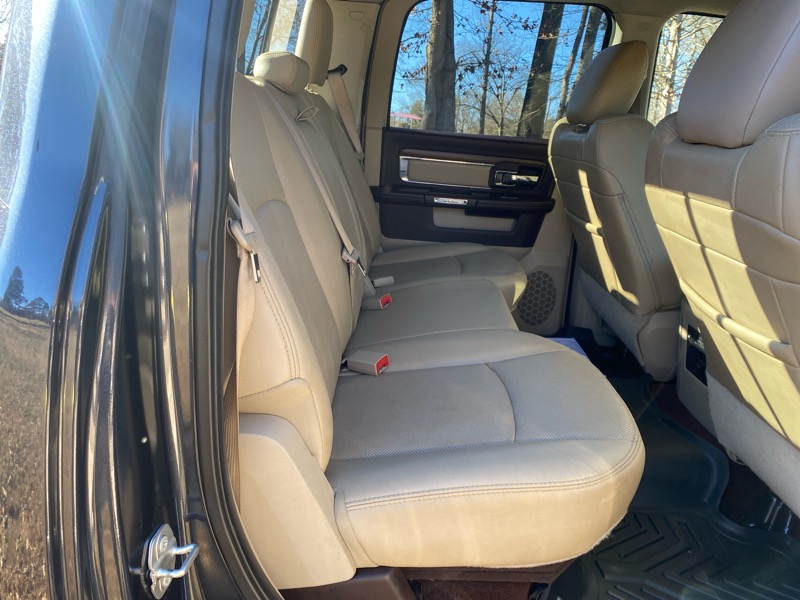 RAM 1500 Laramie Crew Cab SWB 4WD 2017