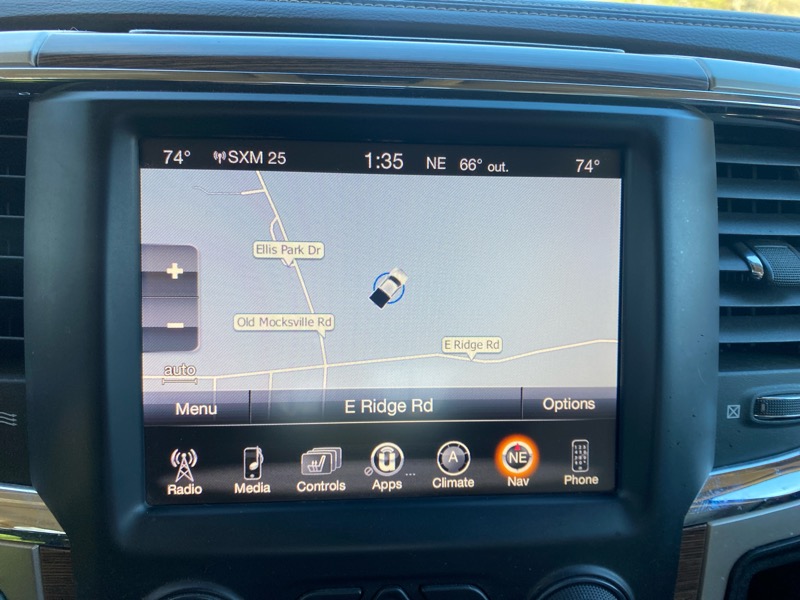 RAM 1500 Laramie Crew Cab SWB 4WD 2017