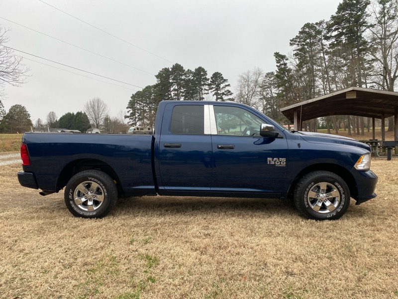 RAM 1500 Classic Tradesman Quad Cab 4WD 2019
