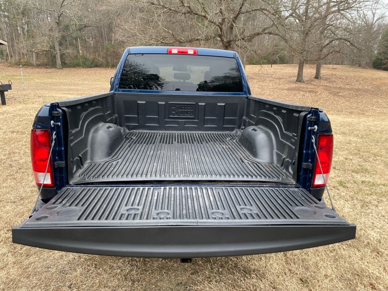 RAM 1500 Classic Tradesman Quad Cab 4WD 2019