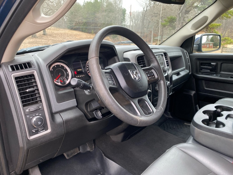 RAM 1500 Classic Tradesman Quad Cab 4WD 2019