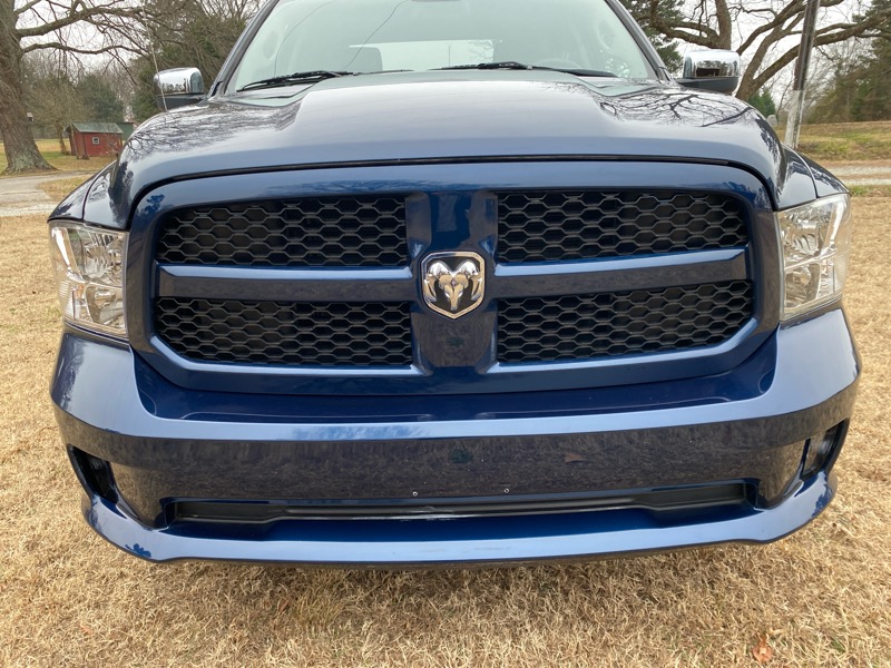 RAM 1500 Classic Tradesman Quad Cab 4WD 2019