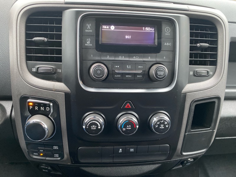 RAM 1500 Classic Tradesman Quad Cab 4WD 2019