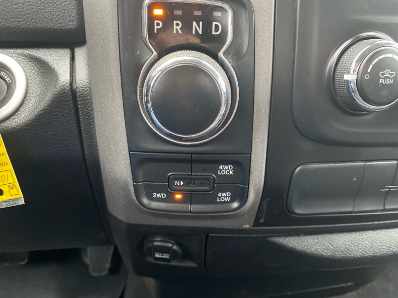 RAM 1500 Classic Tradesman Quad Cab 4WD 2019