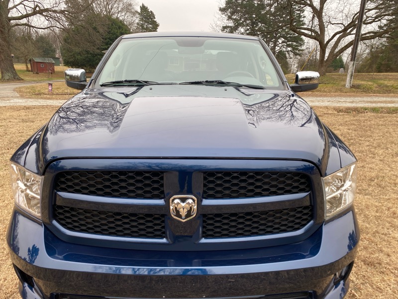 RAM 1500 Classic Tradesman Quad Cab 4WD 2019