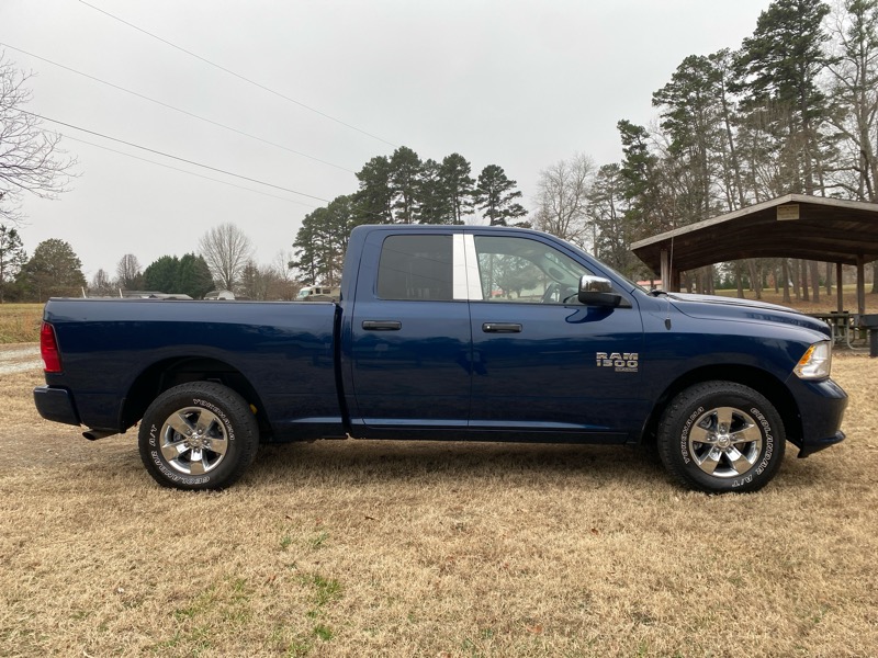 RAM 1500 Classic Tradesman Quad Cab 4WD 2019