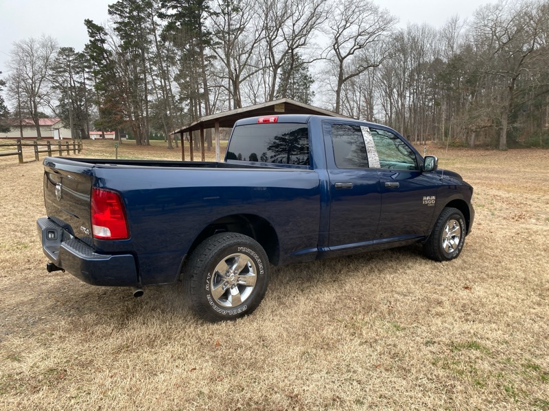 RAM 1500 Classic Tradesman Quad Cab 4WD 2019
