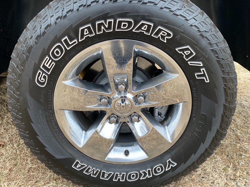 RAM 1500 Classic Tradesman Quad Cab 4WD 2019