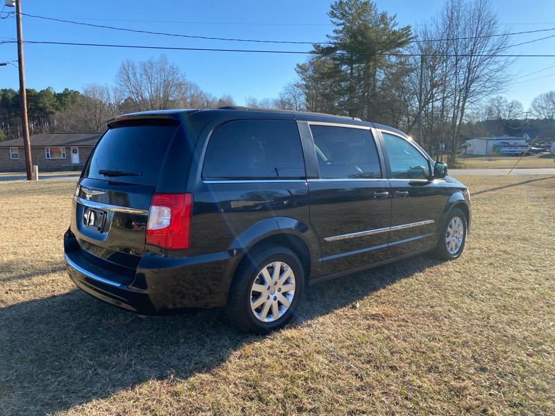 Chrysler Town & Country Touring 2016
